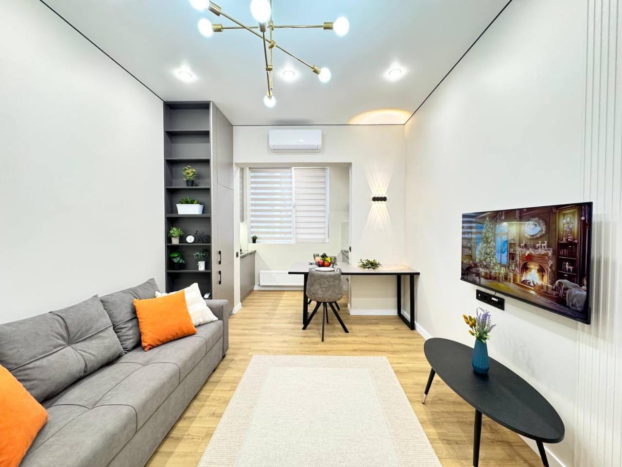 2 Apartment, жк комфорт сити, Flat 132