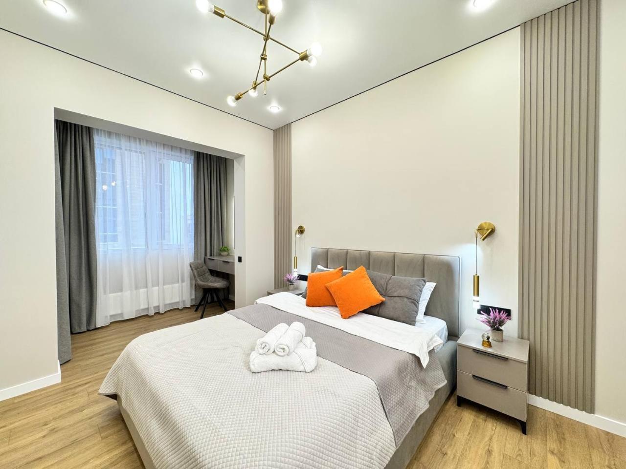 2 Apartment, жк комфорт сити, Flat 132 Apartment